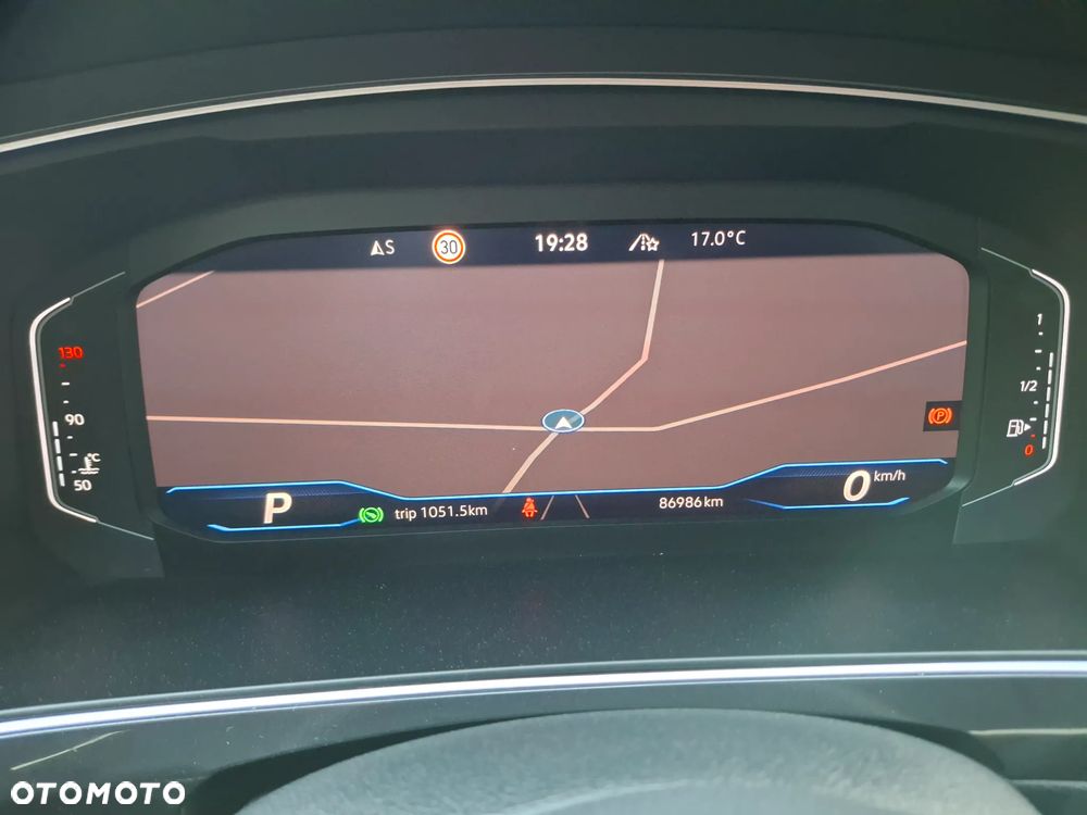 Volkswagen Tiguan 2.0 TDI R-Line DSG - 27