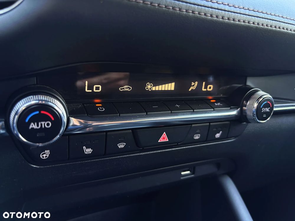 Mazda 3 SKYACTIV-D 1.8 - 28