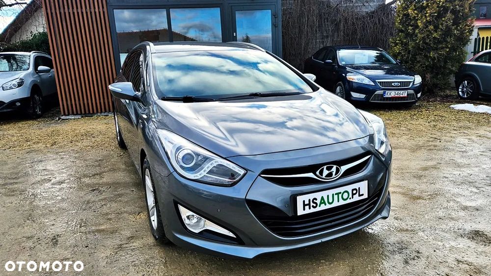 Hyundai i40 Kombi blue 1.6 Family+ - 5