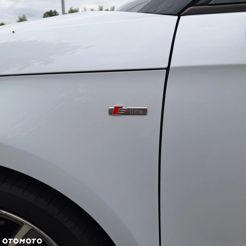 Audi A1 Sportback 1.2 TFSI Edycja Specjalna - 13