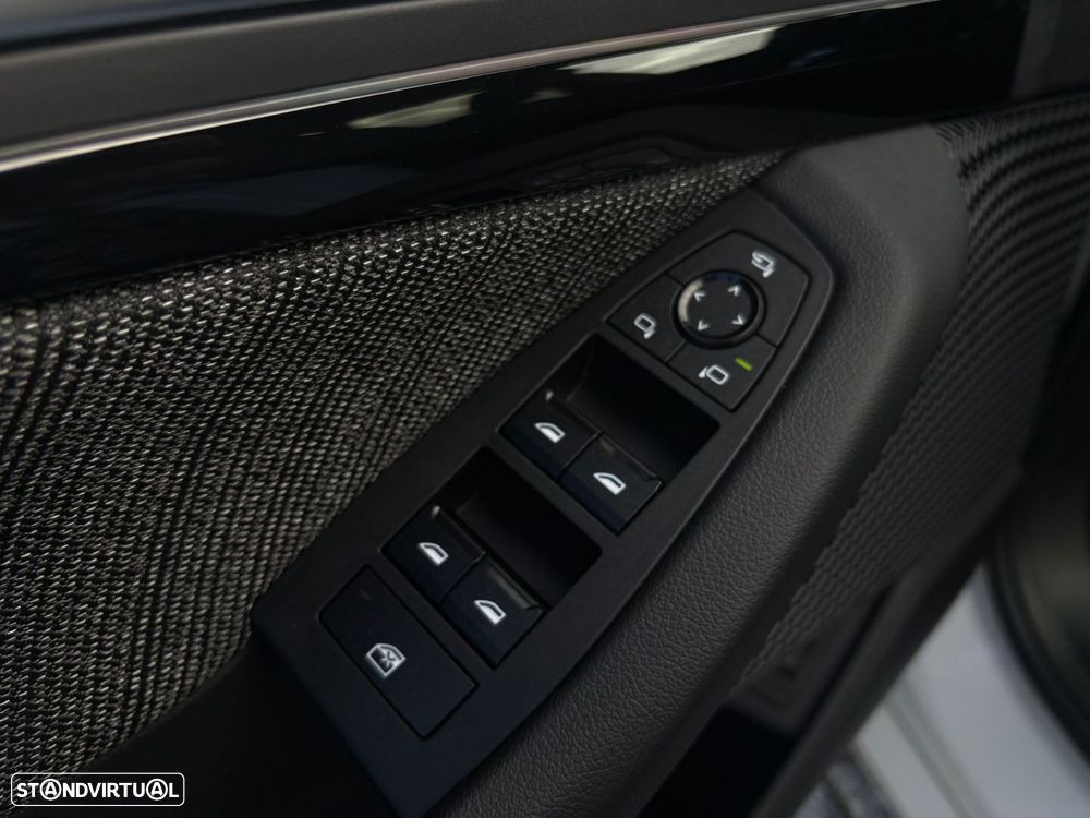 BMW 218 Active Tourer i Auto - 8