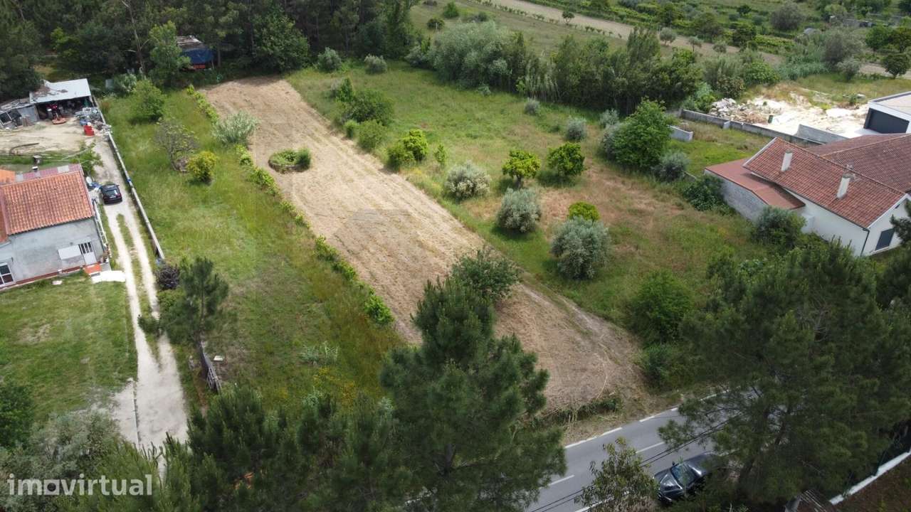 Terreno com 2.300 m2 localizado na Rua do Bom Despacho, Lamarosa (Coim - Grande imagem: 5/12