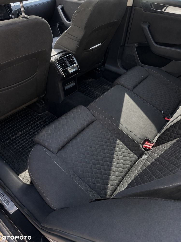 Skoda Superb 2.0 TDI Ambition - 8