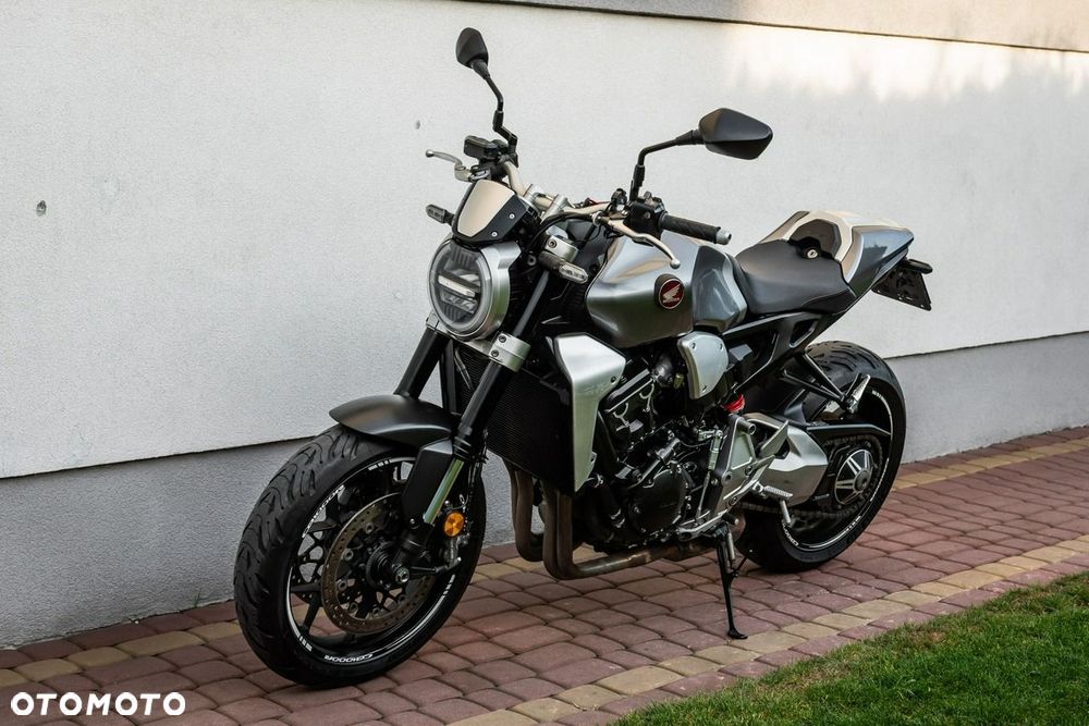 Honda CB - 6