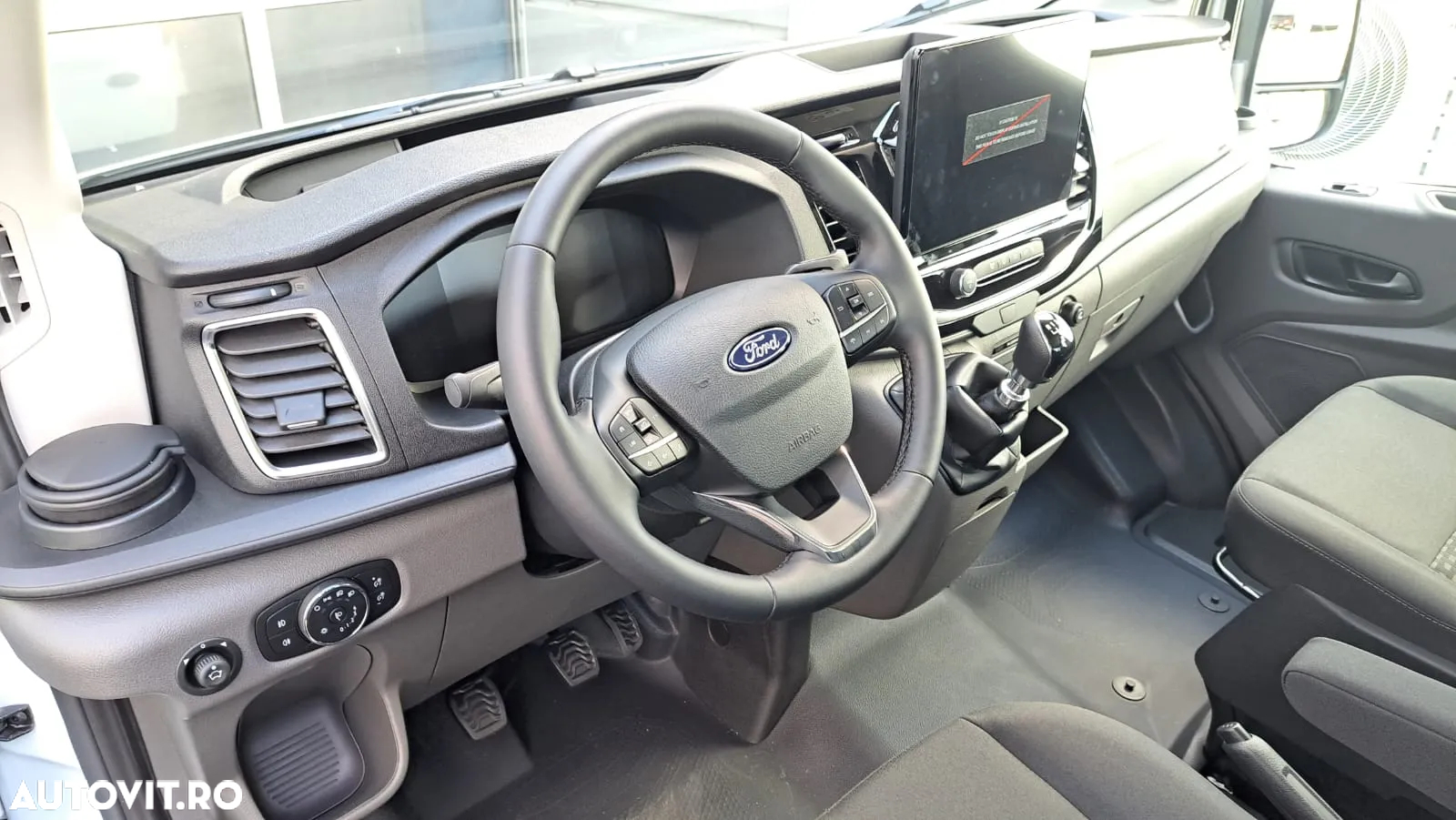 Ford NEW TRANSIT D-CAB L5 T350 RWD - 18