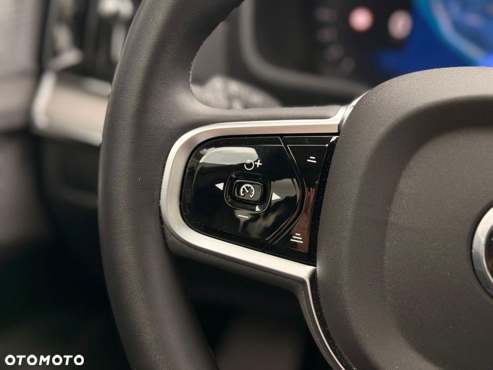 Volvo XC 90 - 20
