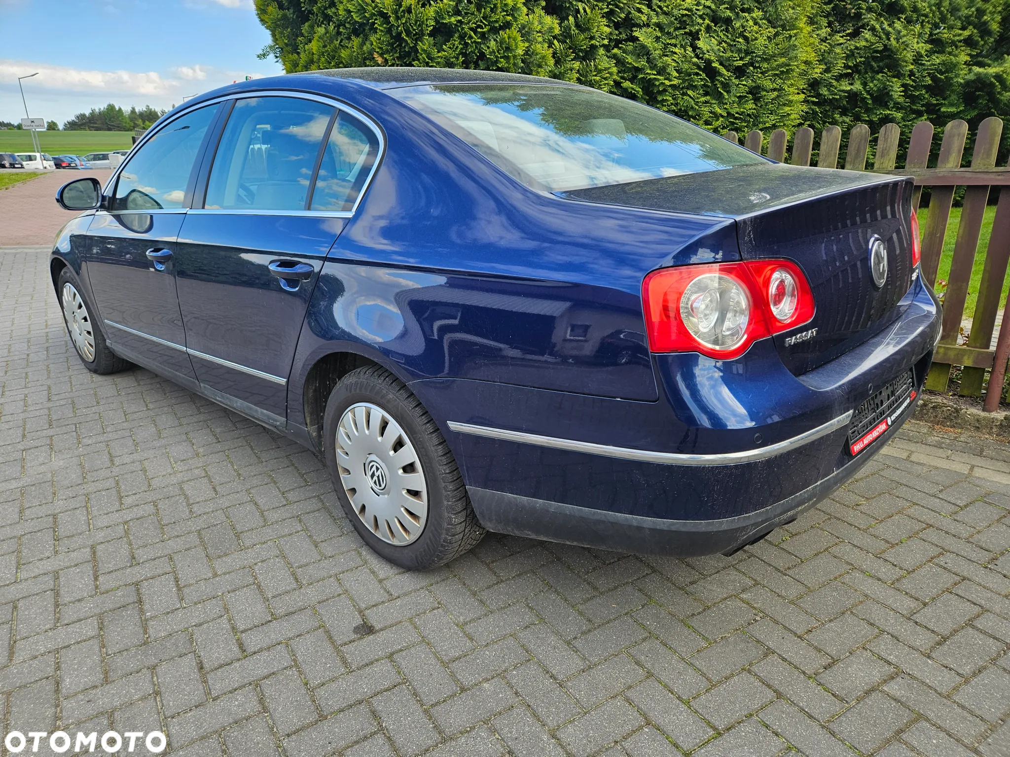Volkswagen Passat 2.0 FSI Comfortline - 4
