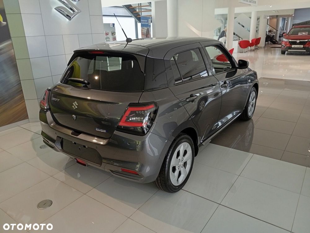 Suzuki Swift - 3