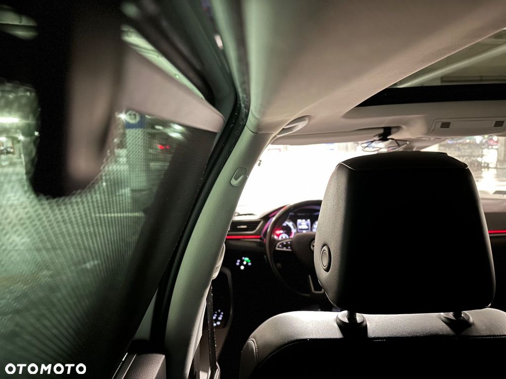 Skoda Superb 2.0 TDI 4x4 L&K DSG - 17
