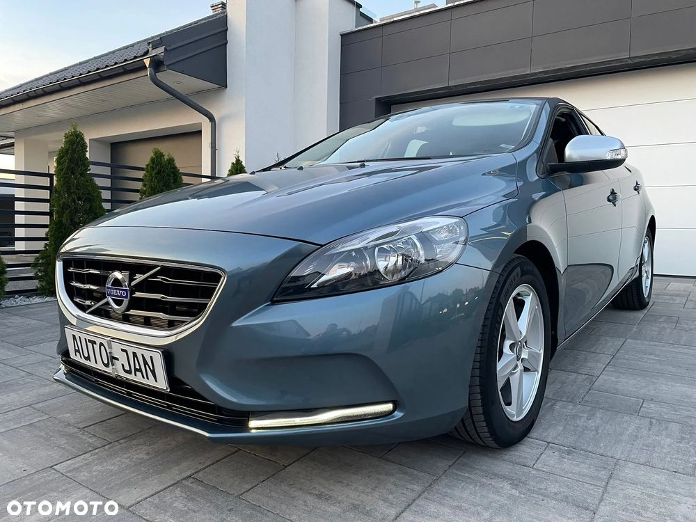 Volvo V40 D2 Summum - 27