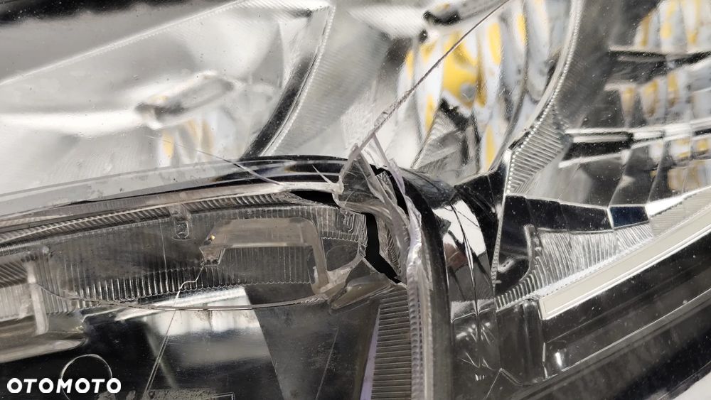 LAMPA PRZEDNIA LEWA REFLEKTOR TOYOTA COROLLA E21 2018- 81150-02S60 - 4