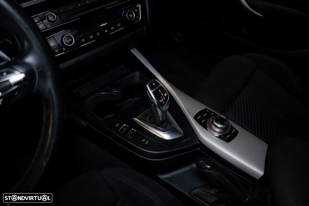 BMW 220 d Coupe Pack M Auto - 24