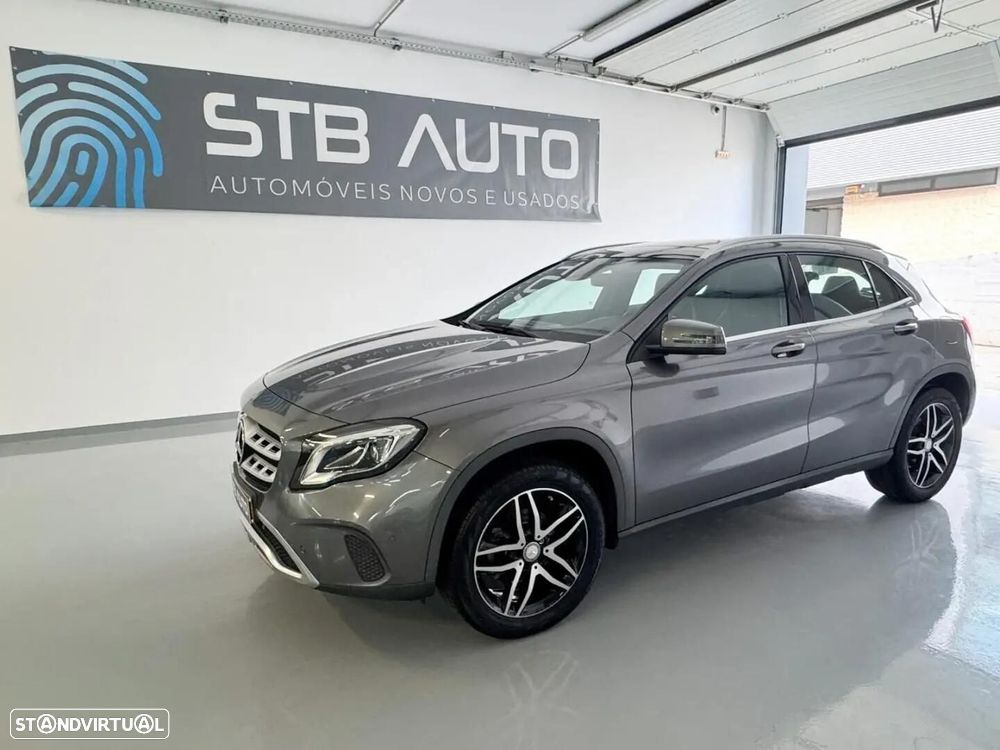 Mercedes-Benz GLA 180 - 15
