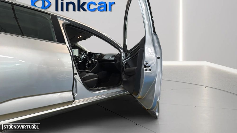 Renault Mégane Sport Tourer - 19