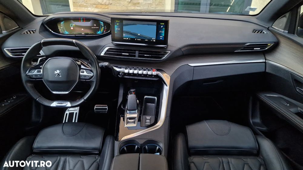 Peugeot 3008 Plug-In Hybrid 225 e-EAT8 GT - 2