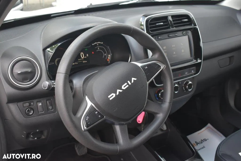 Dacia Spring Essential - 11
