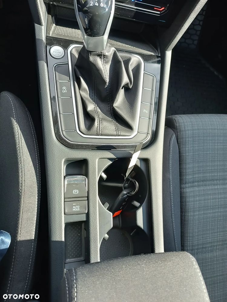 Volkswagen Passat 2.0 TDI EVO Business - 16