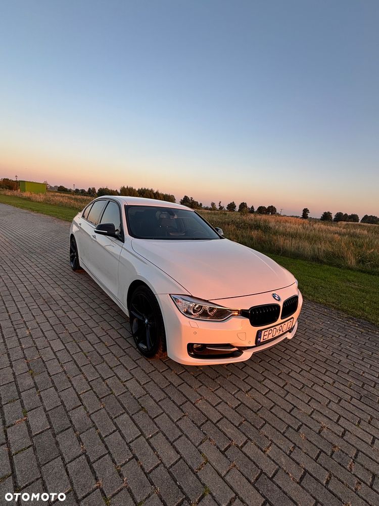 BMW Seria 3 320d Sport Line - 7