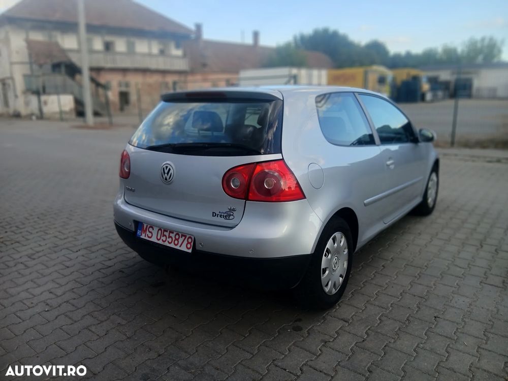 Volkswagen Golf - 4