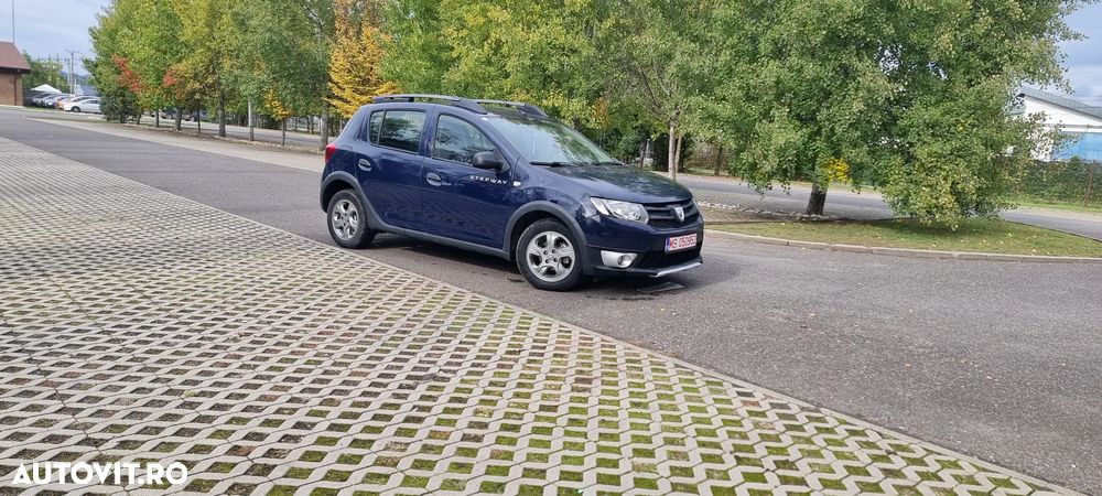 Dacia Sandero 1.2 16V 75 Laureate - 16