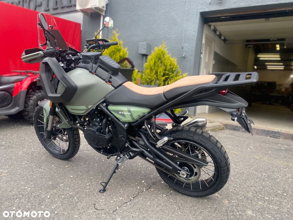 Brixton Crossfire - 4