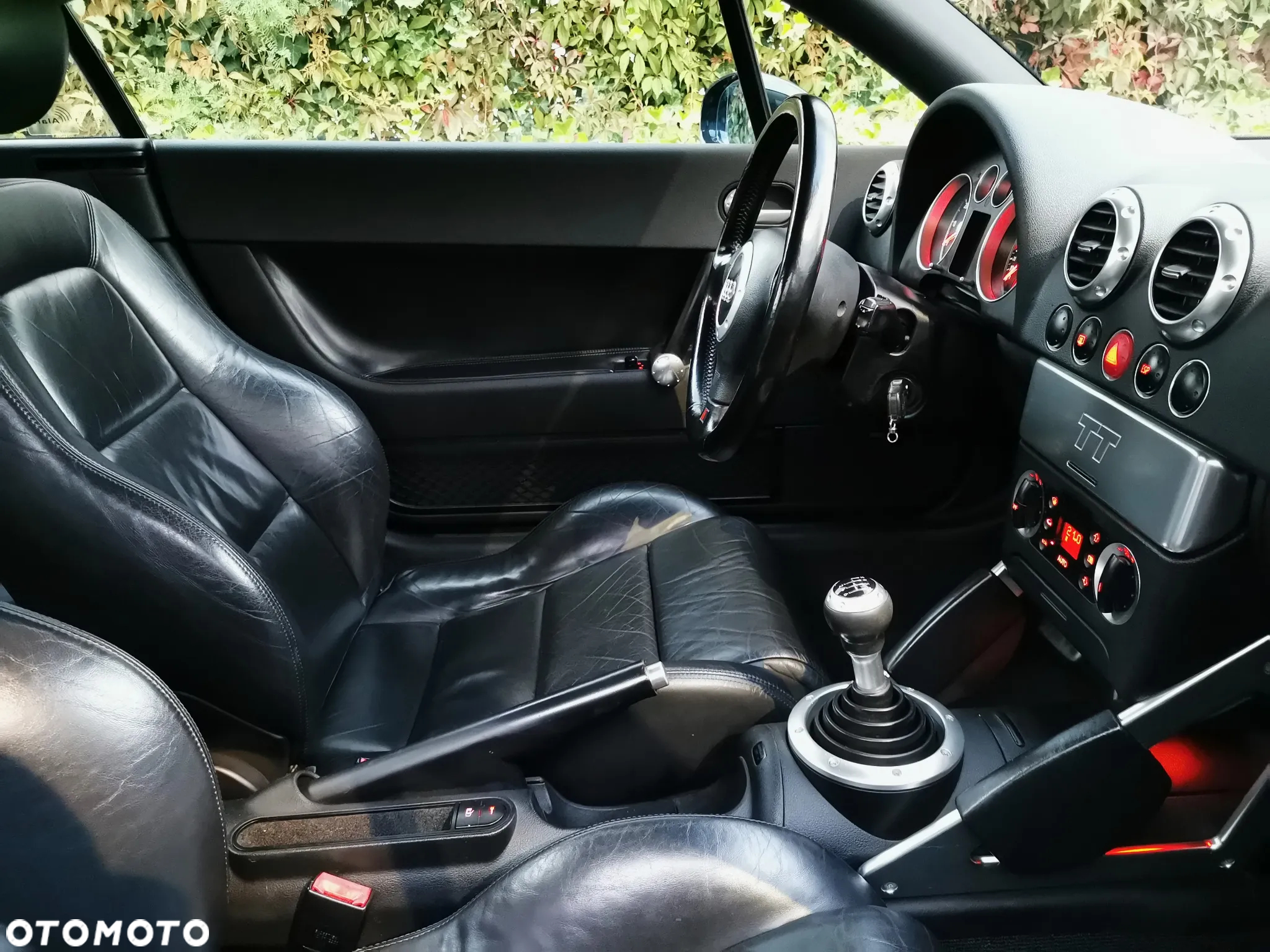 Audi TT Coupé 1.8T Quattro - 30
