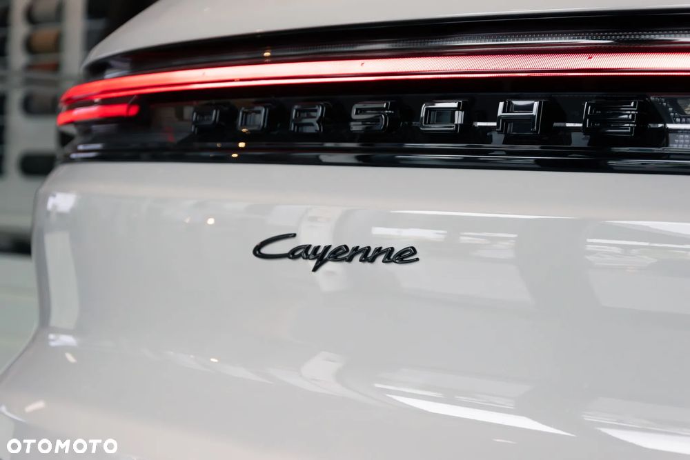 Porsche Cayenne Black Edition - 16