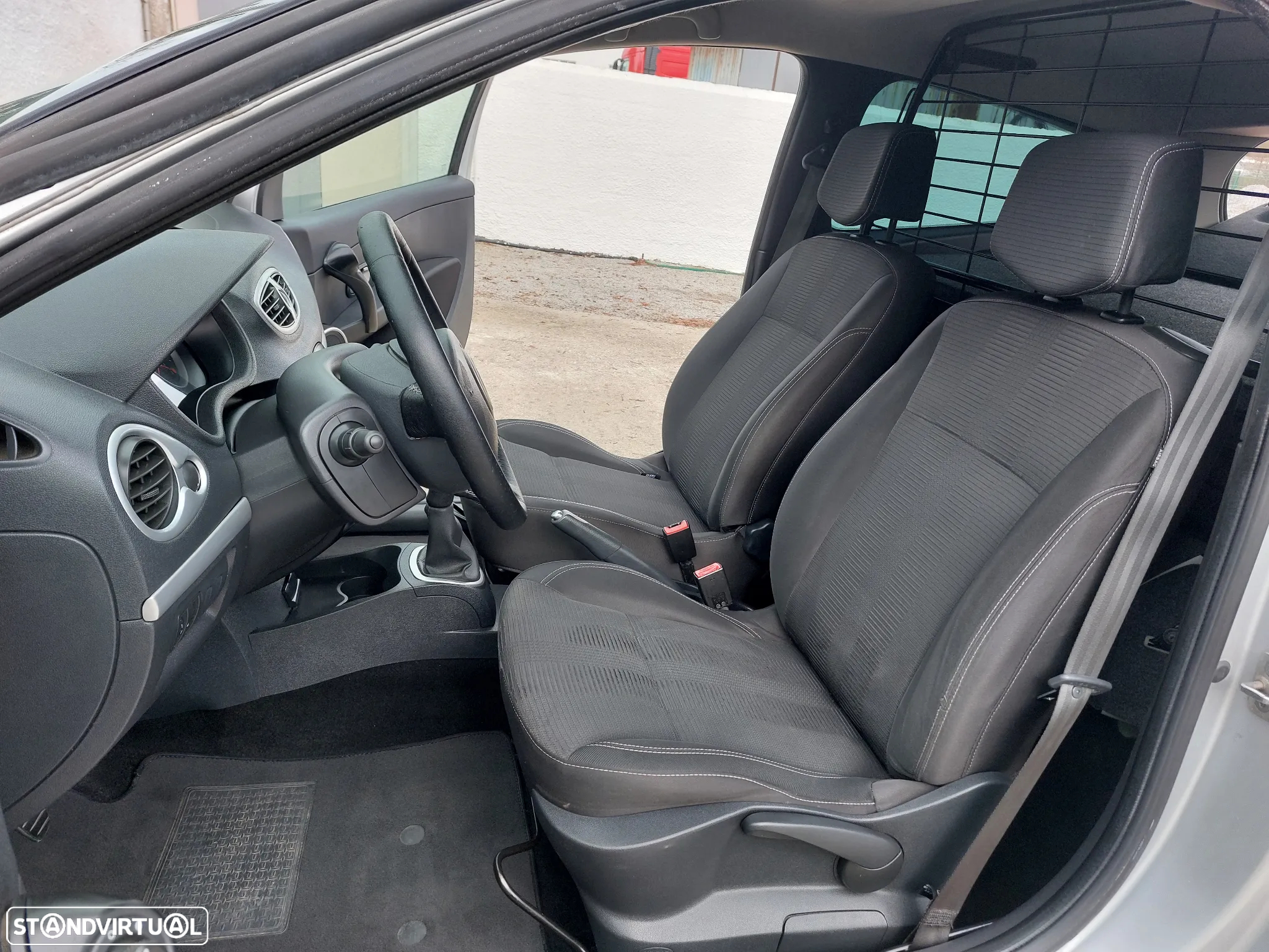 Renault clio 1.5 dci 85cv, a.c, j.l.l, f.n - 10