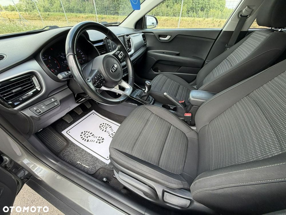 Kia Stonic - 16