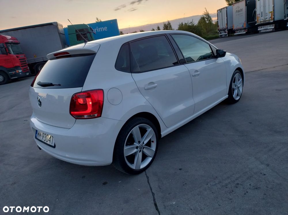 Volkswagen Polo 1.6 TDI Highline - 2