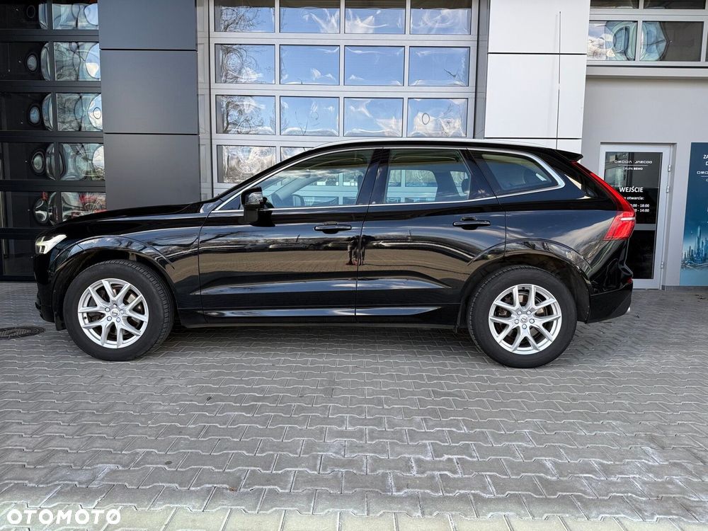 Volvo XC 60 T4 Momentum Pro - 5