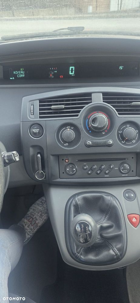 Renault Scenic - 13