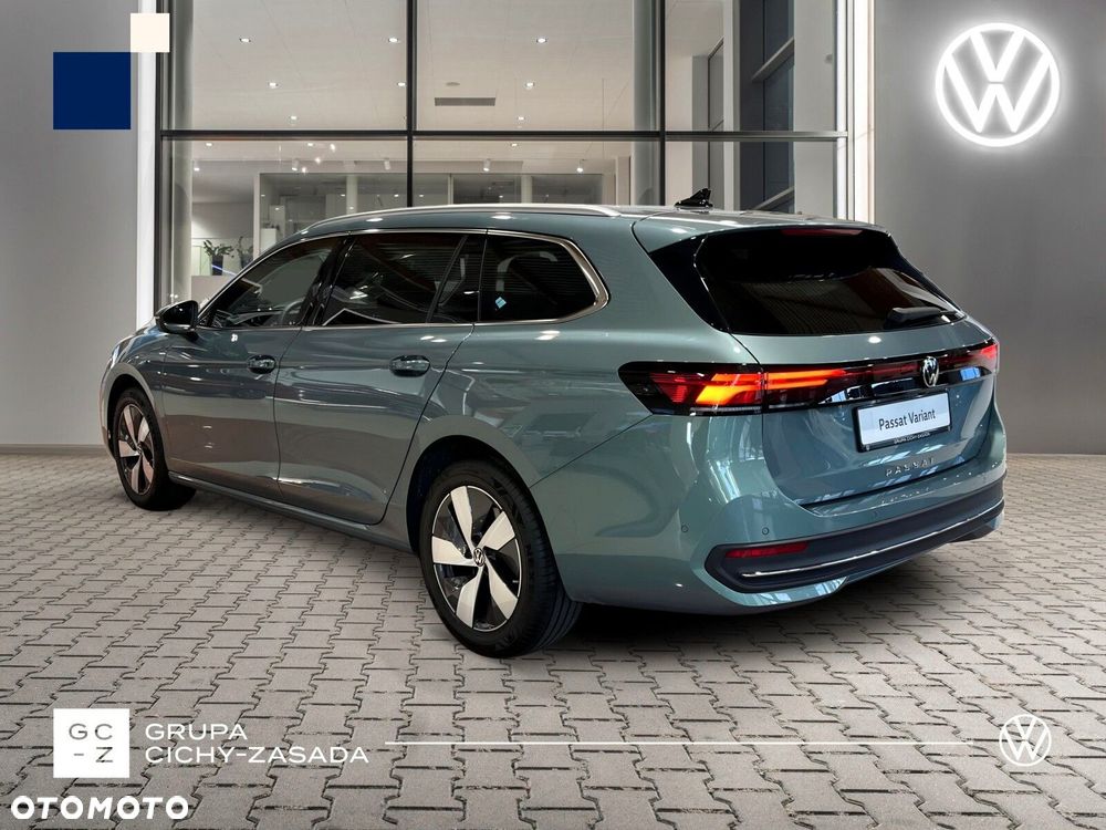 Volkswagen Passat 2.0 TDI SCR Style DSG - 4