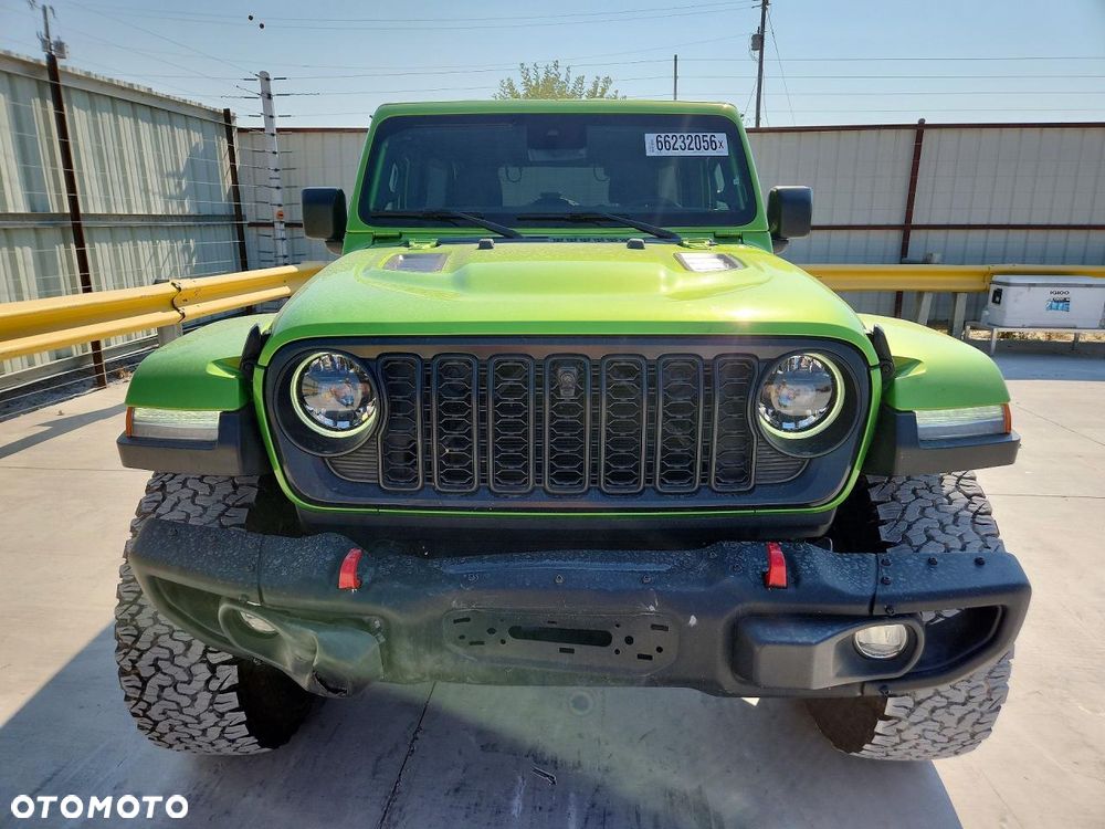 Jeep Wrangler - 5