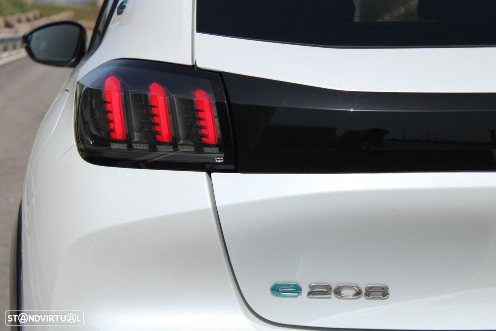 Peugeot e-208 50 kWh GT Pack - 22