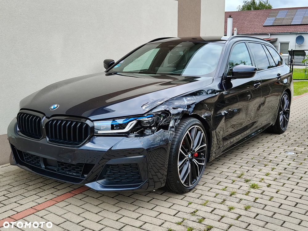 BMW Seria 5 540i xDrive mHEV M Sport sport - 11