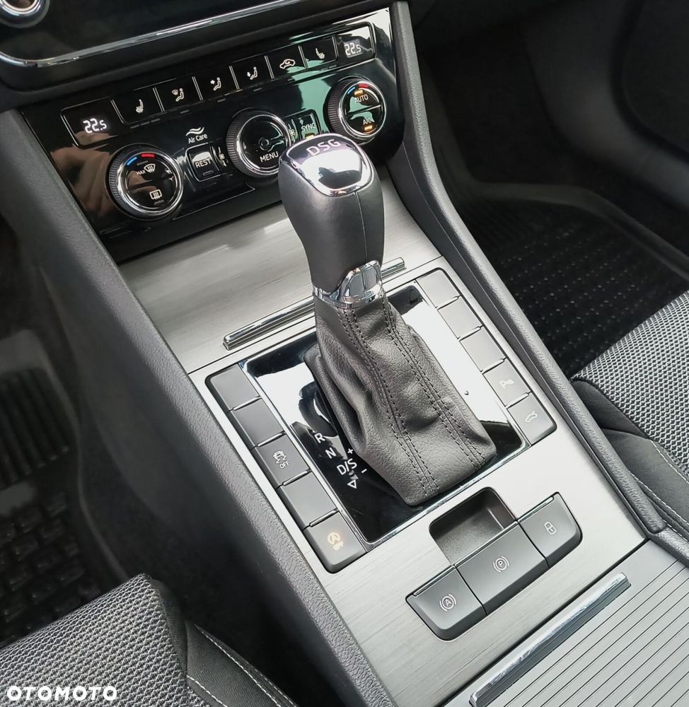Skoda Superb 2.0 TSI Style DSG - 23