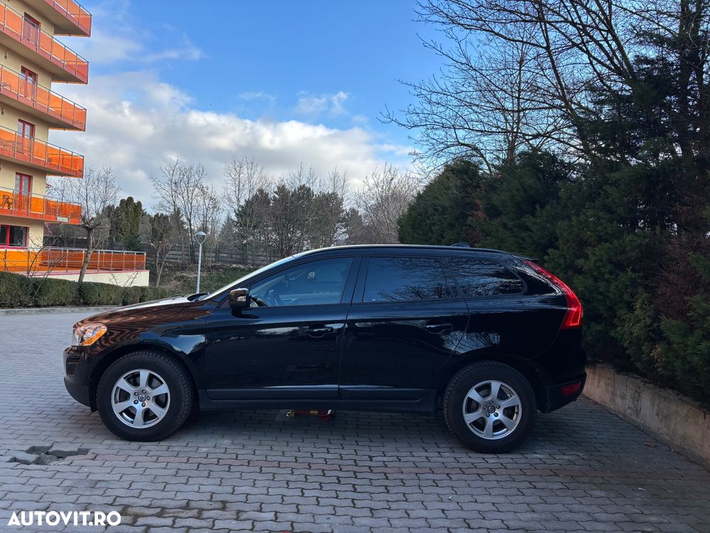 Volvo XC 60 DRIVe Kinetic - 5