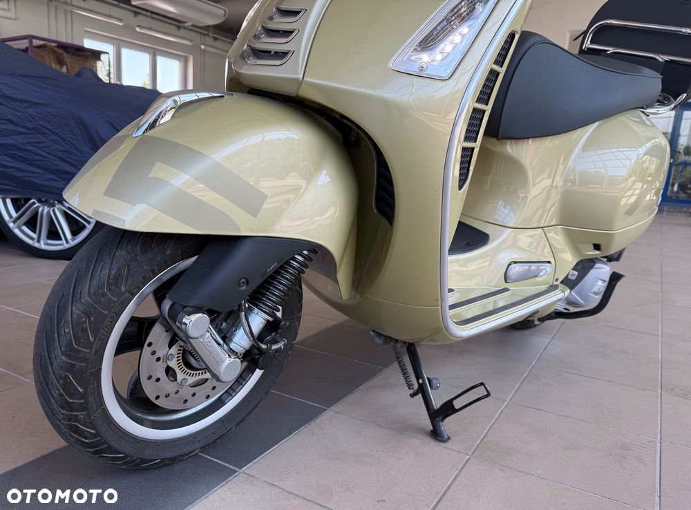 Vespa GTS - 5