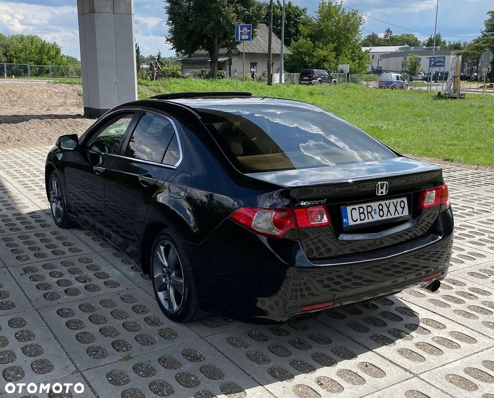 Honda Accord 2.0 Executive Nav - 7