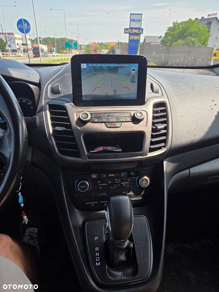 Ford Transit Connect - 8