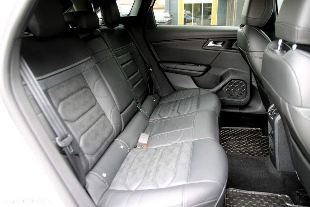 Citroën C5X 1.2 PureTech Plus EAT8 - 31