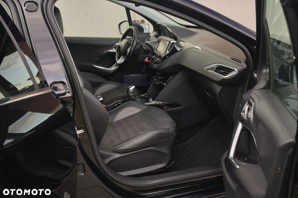 Peugeot 2008 1.6 BlueHDi Allure - 16