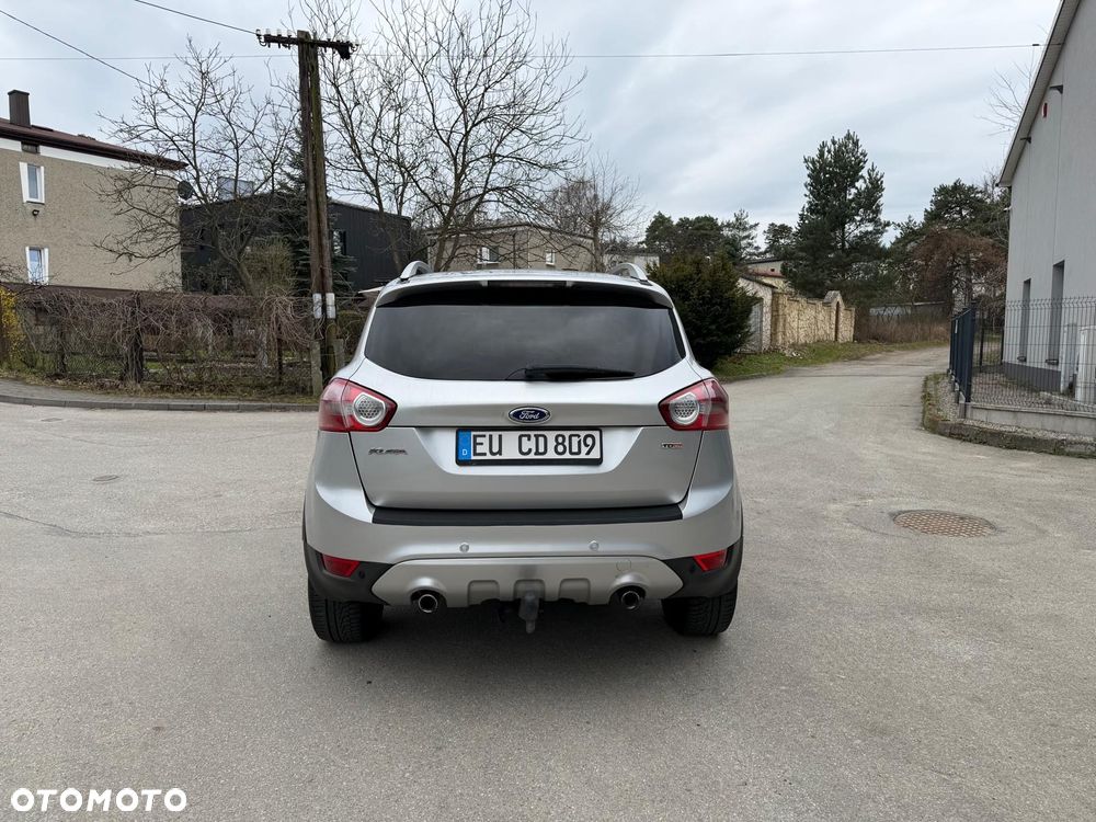 Ford Kuga - 3