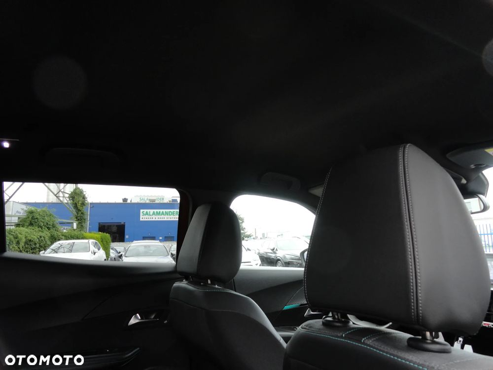 Peugeot 2008 - 12