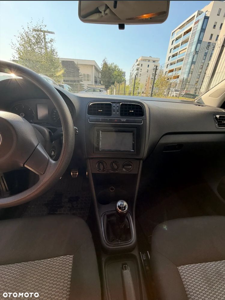 Volkswagen Polo 1.6 TDI DPF Trendline - 8