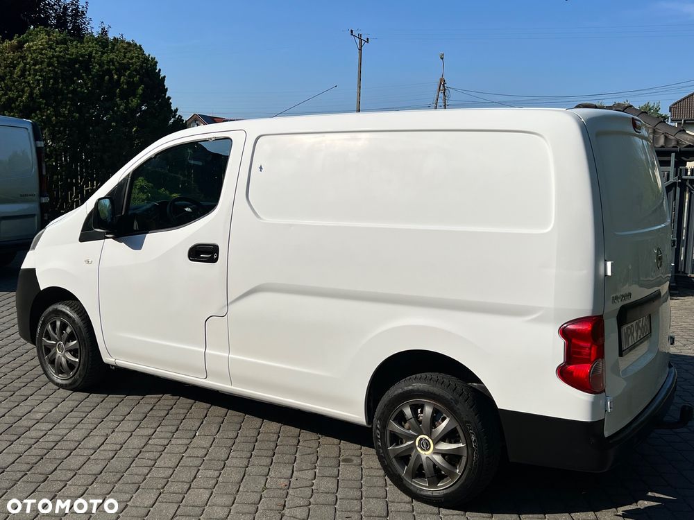 Nissan NV200 - 8