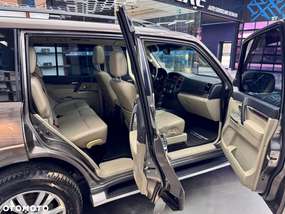 Mitsubishi Pajero 3.8 V6 Automatik Instyle - 22