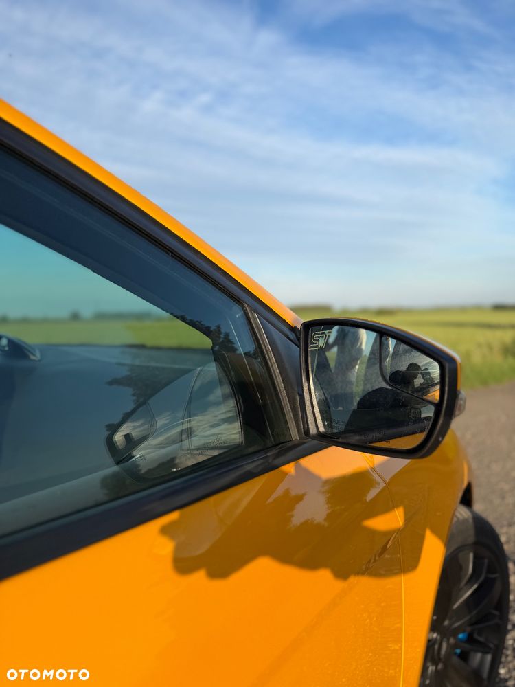 Ford Focus 2.0 EcoBoost ST-2 - 8