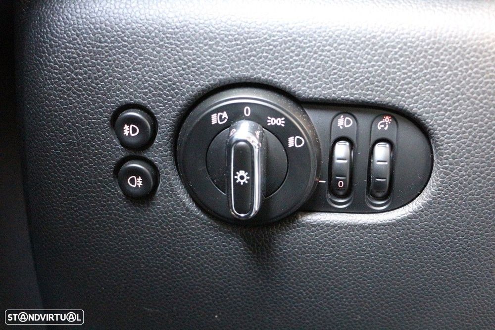 MINI 5 Portas One - 33